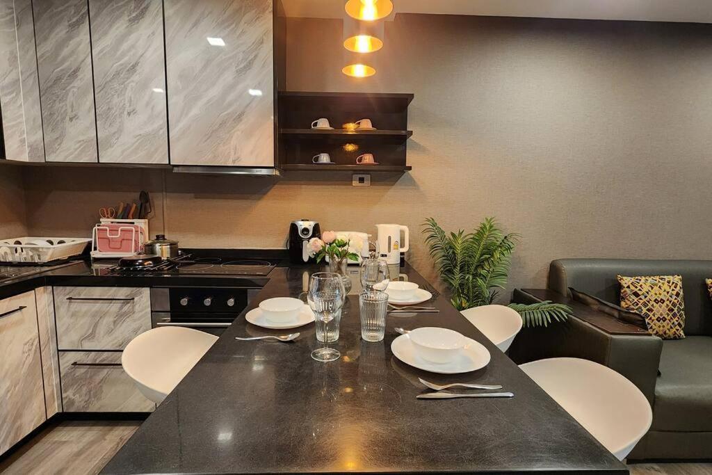 Apartment Selfcheckin The State Tower Riverview 2bedroom Bts Iconsiam Silom Sathon *