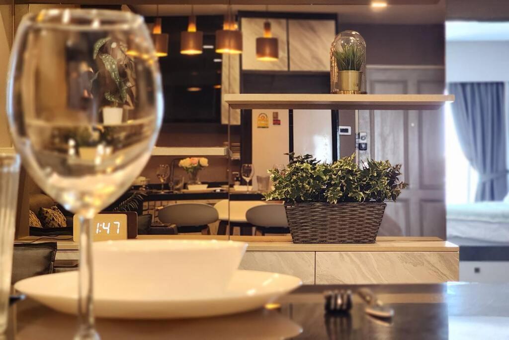 Apartment Selfcheckin The State Tower Riverview 2bedroom Bts Iconsiam Silom Sathon Bangkok