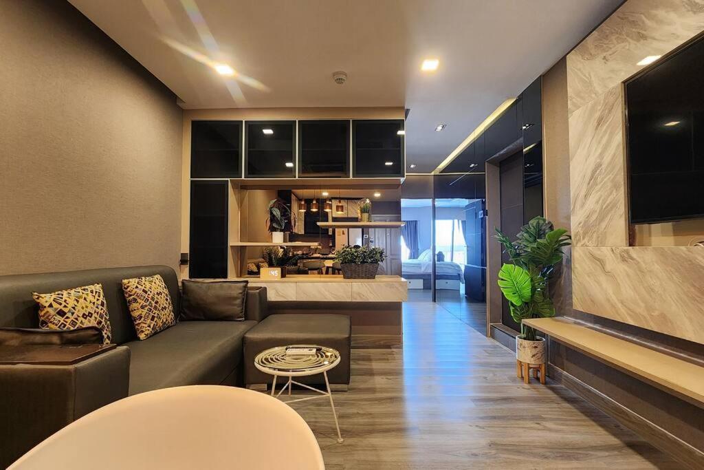 Apartment Selfcheckin The State Tower Riverview 2bedroom Bts Iconsiam Silom Sathon